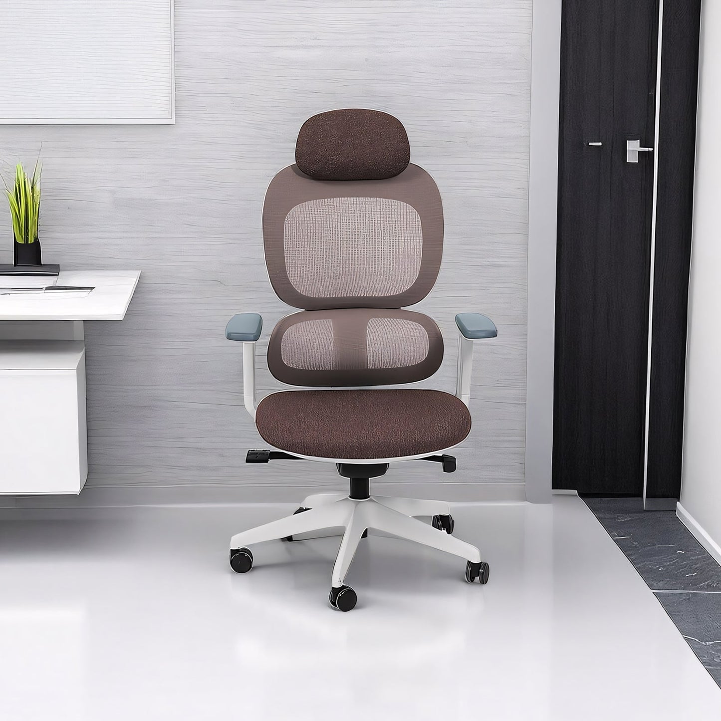 Furnavo Adjustable Mesh Office Chair – High-Back Ergonomic Chair with Lumbar Support