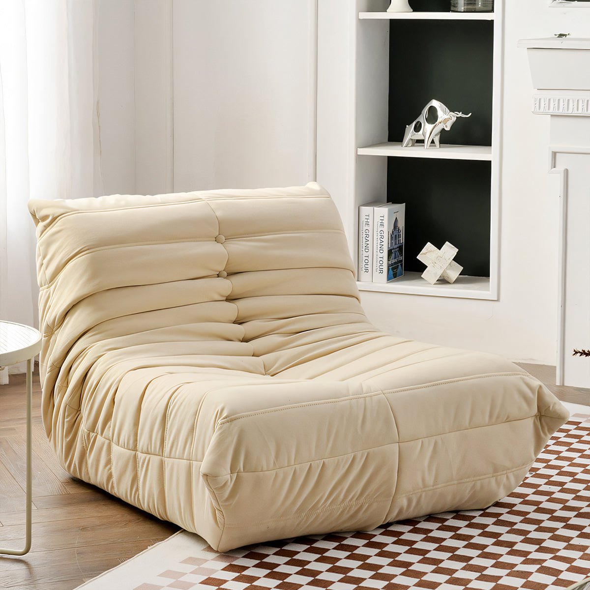 Furnavo Tatami-Style Single Sofa with Caterpillar Design